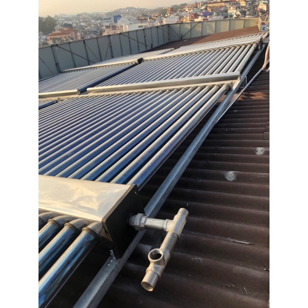 Máy Nước Nóng Năng Lượng Mặt Trời Công Nghiệp 3.000L